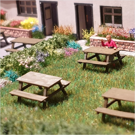 OO Scale | Ready to Paint | Picnic Bench (6 pack)