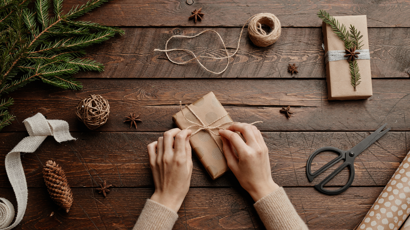 How to Gift Presents Thoughtfully: Create Beautiful Hampers and Wrap Like a Pro