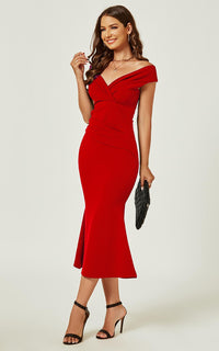 Bardot Pleated Midi Dress In Red