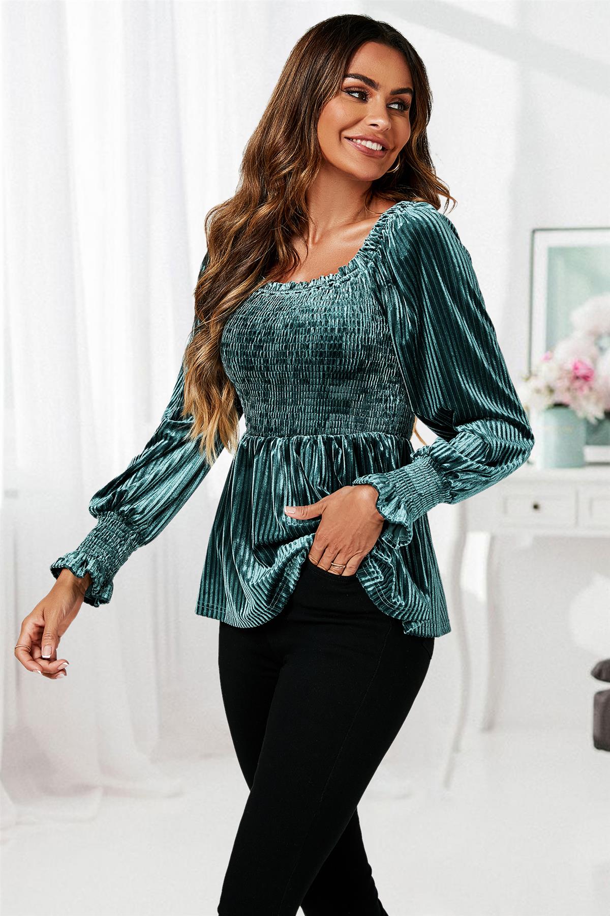 Bardot Velvet Top In Green