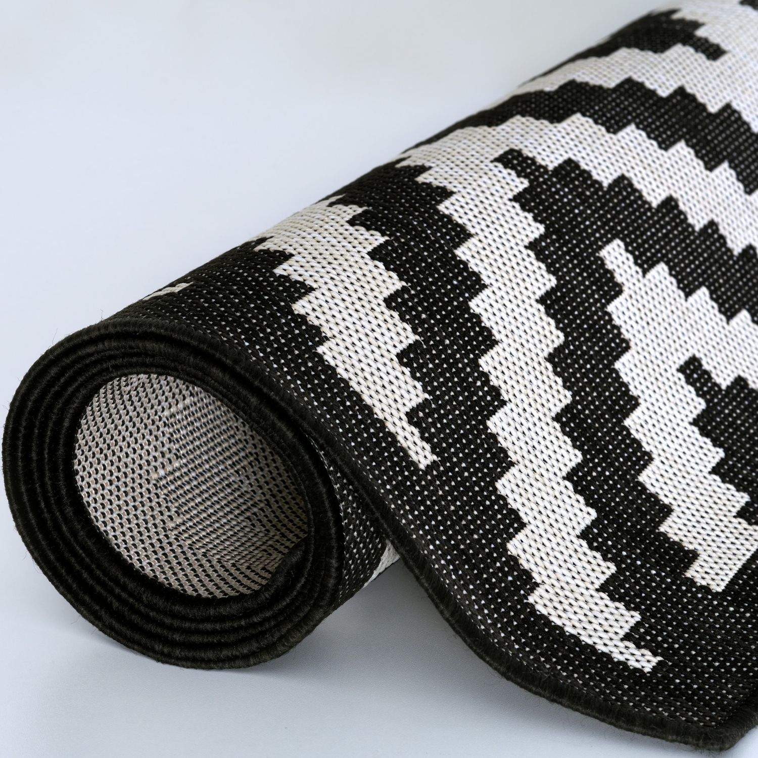 Ecology Outdoor Rug in Black and White Diamond Design - Durable and Stylish
