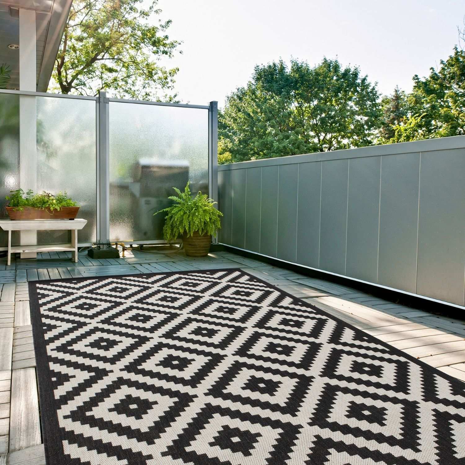 Ecology Outdoor Rug in Black and White Diamond Design - Durable and Stylish