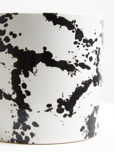 Sorrell Black and White Small Planter