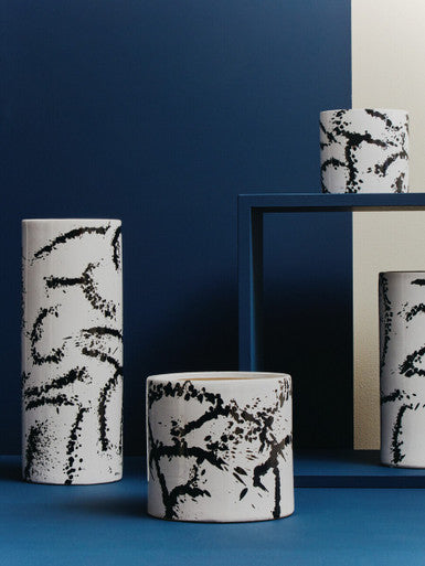 Sorrell Black and White Large Planter