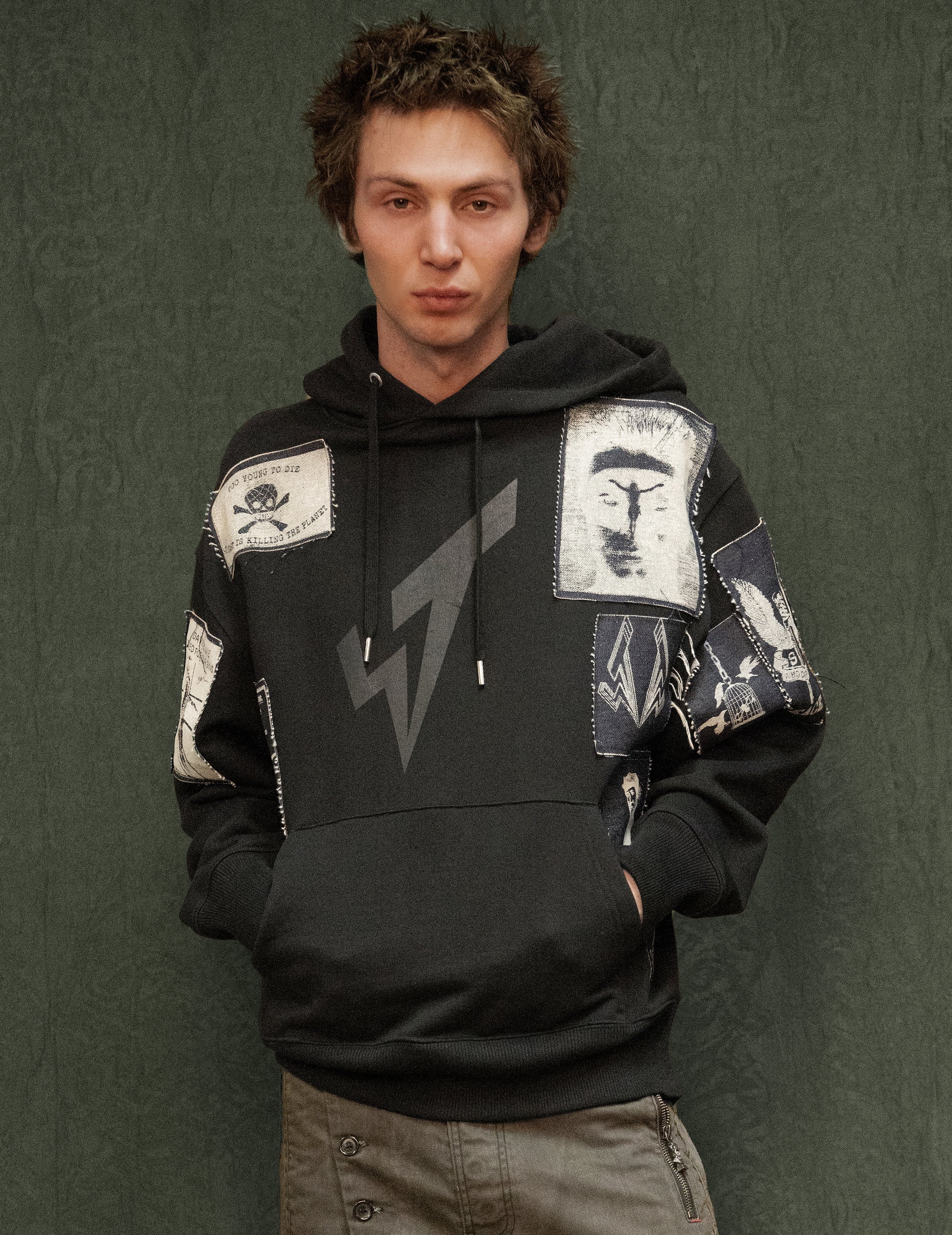 ST Multipatch Logo Hoodie in Black