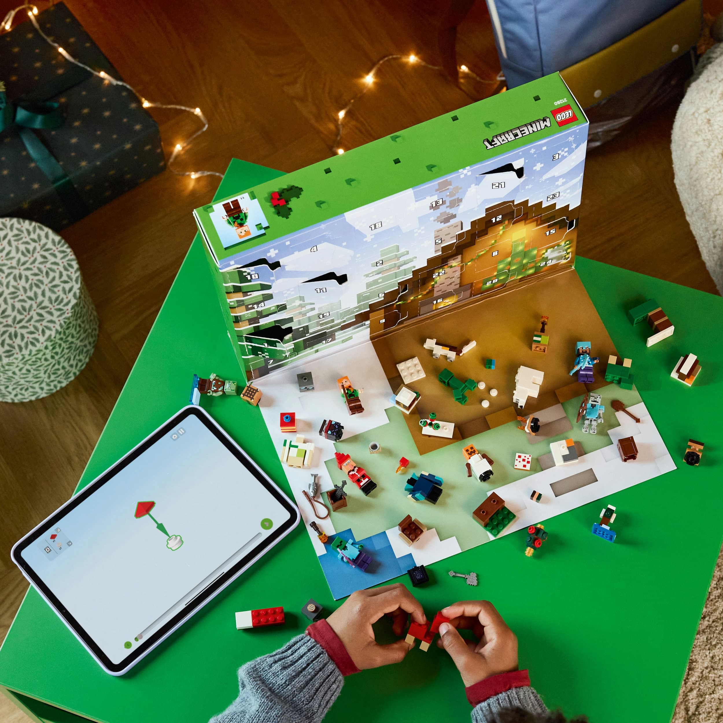 Lego Minecraft 21280 Christmas Advent Calendar 2025 for Ages 7 and Up