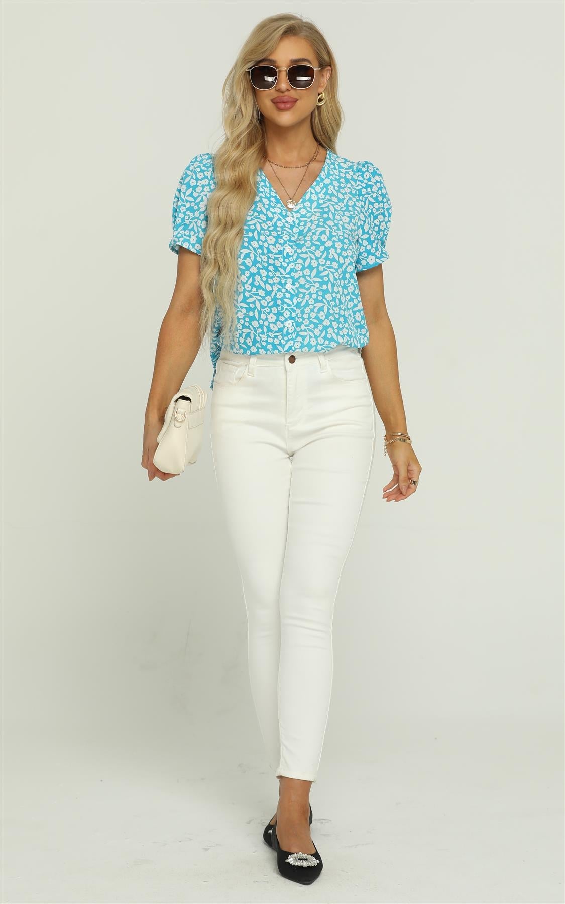 Short Sleeve Buttoned Blouse Top In Blue & White Flora Print