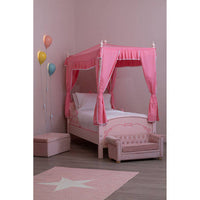Playful Pink and White Star Rug for Charming Interiors