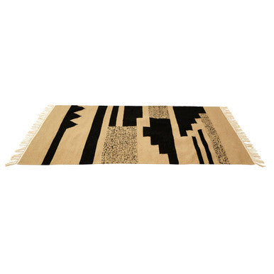 Bosie Small Trenza Rug – Artistic Sand-Coloured Accent for Your Home
