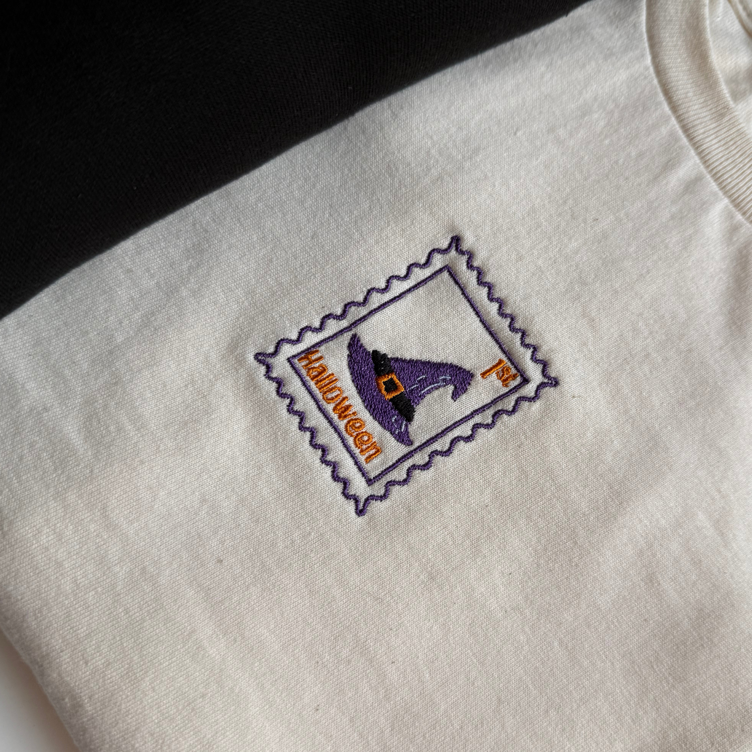 Witch Hat T-shirt - Halloween - Unisex Relaxed Fit