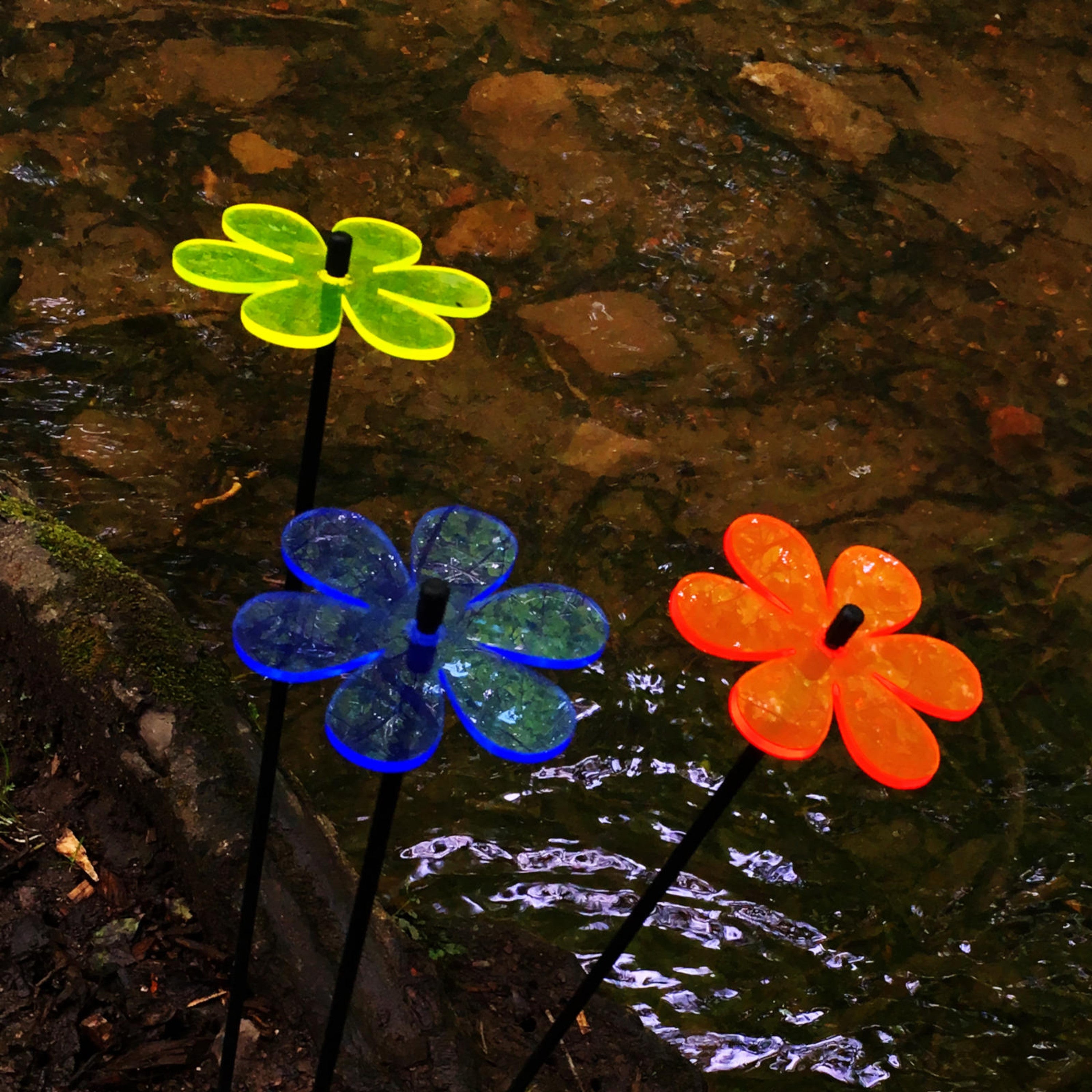 Garden Décor Ornaments Set of 3 'Daisies'