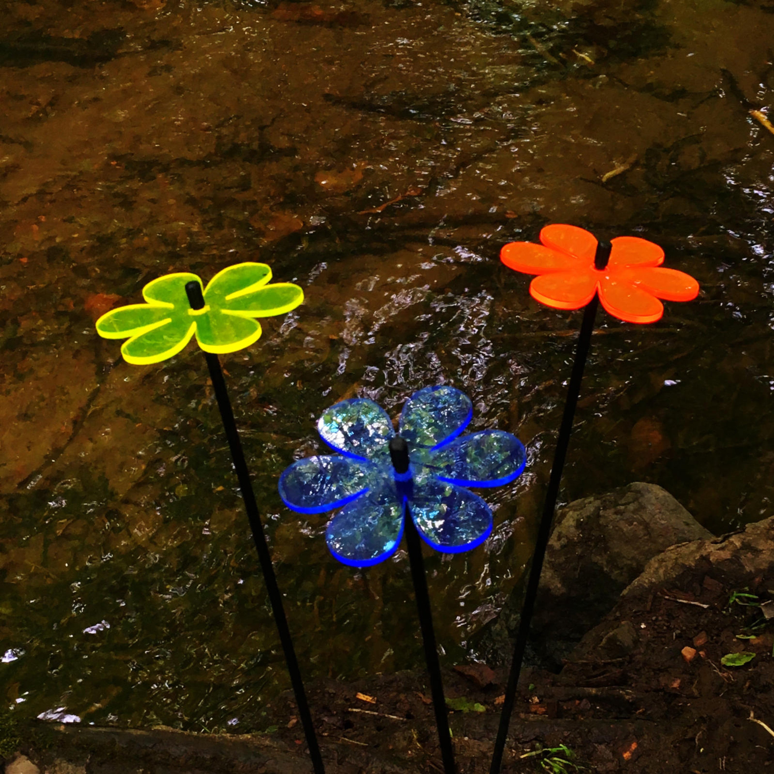 Garden Décor Ornaments Set of 3 'Daisies'