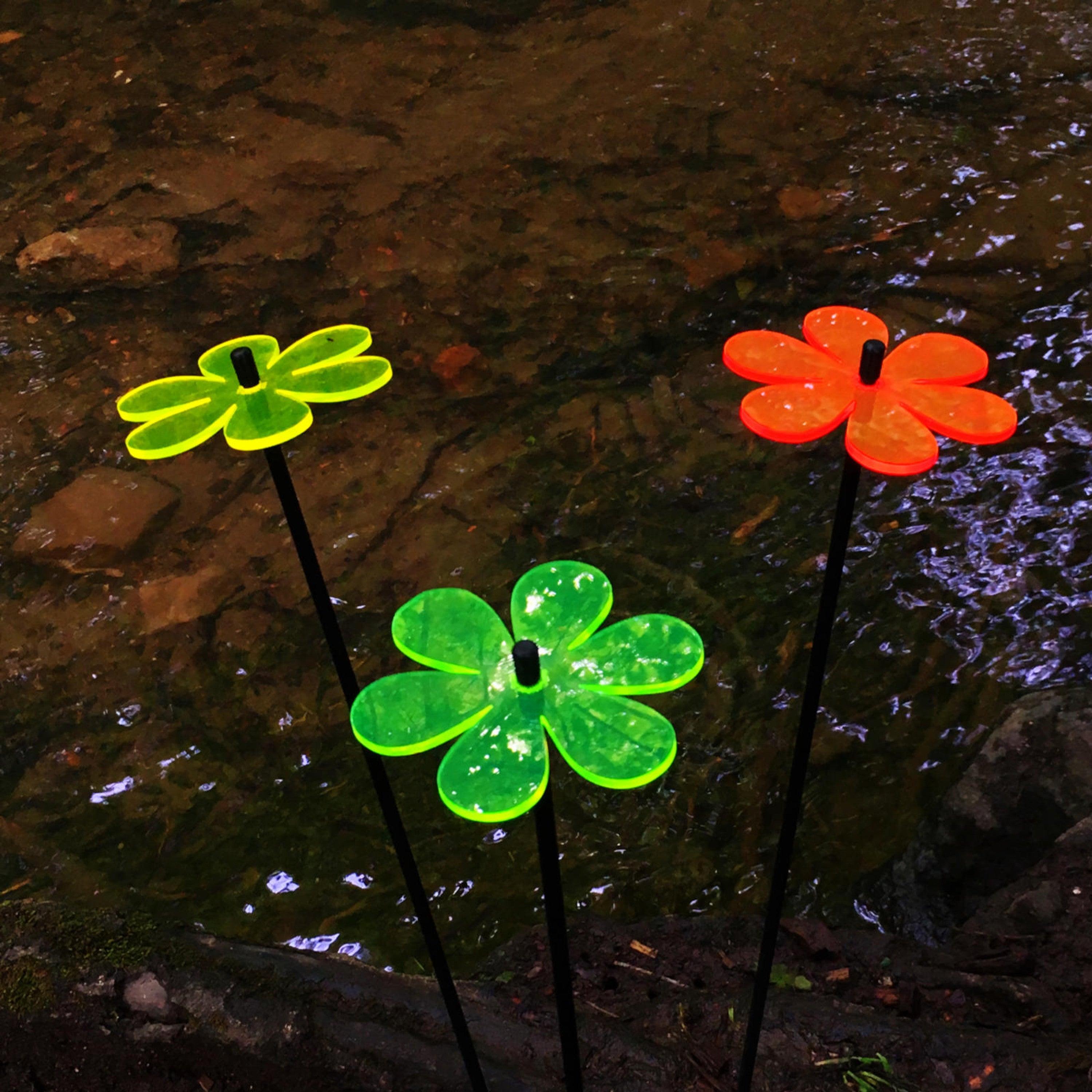 Garden Décor Ornaments Set of 3 'Daisies'