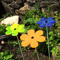 Large Garden Decor Ornaments Set of 3 'Daisies'
