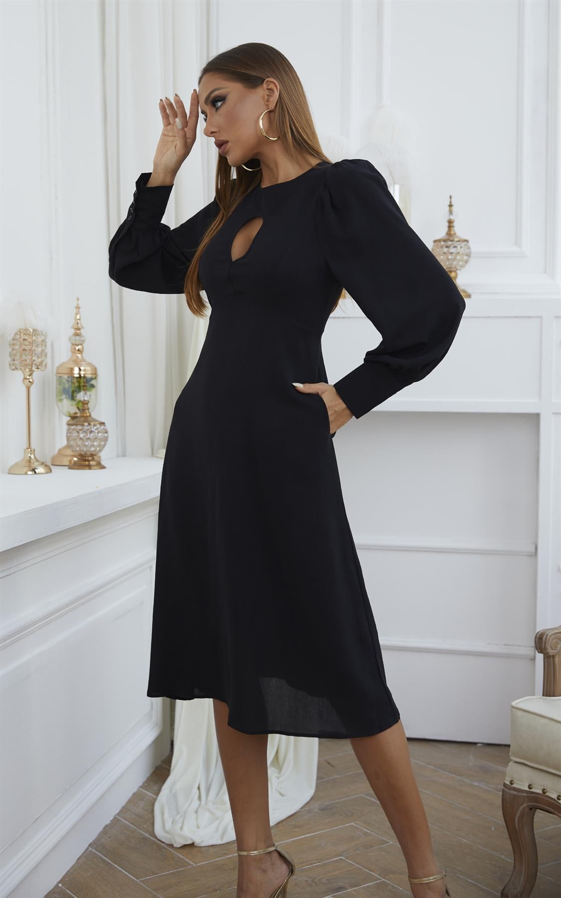 Keyhole Neck Midi Dress In Black