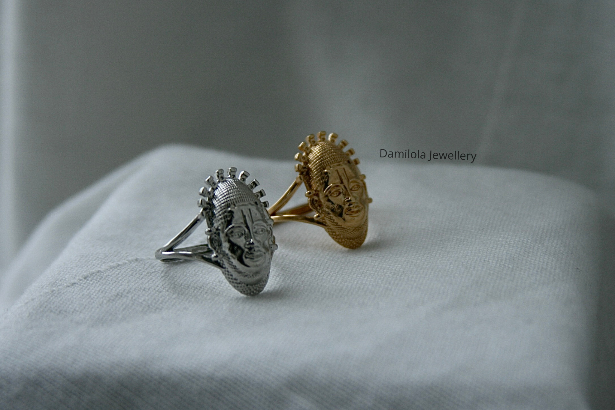 The Benin Mask Ring - Silver/Gold