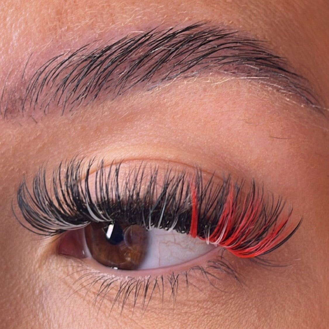 Red 'D' Curl Lash Ribbons®