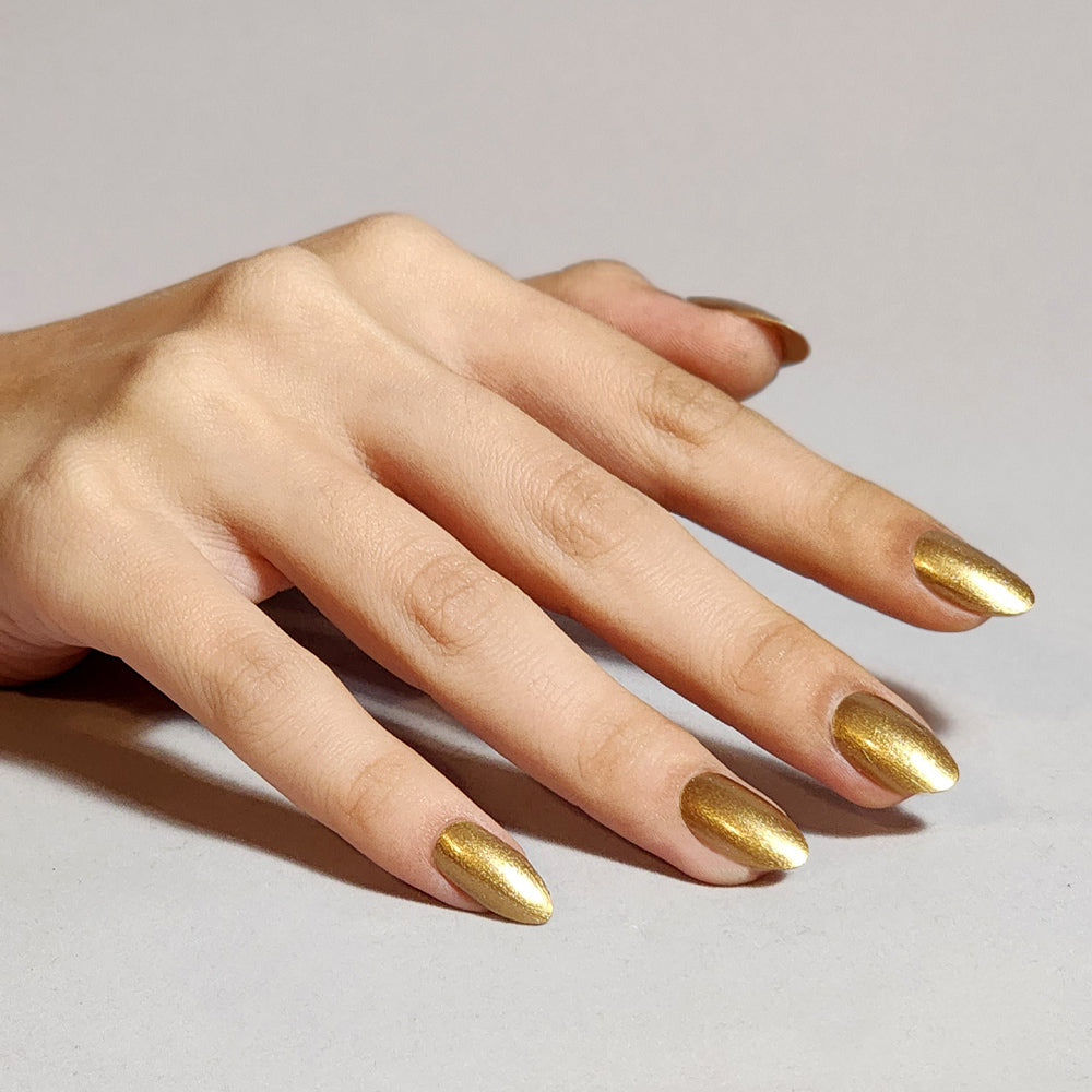 CND™ Vinylux™ It's Getting Golder 15ml