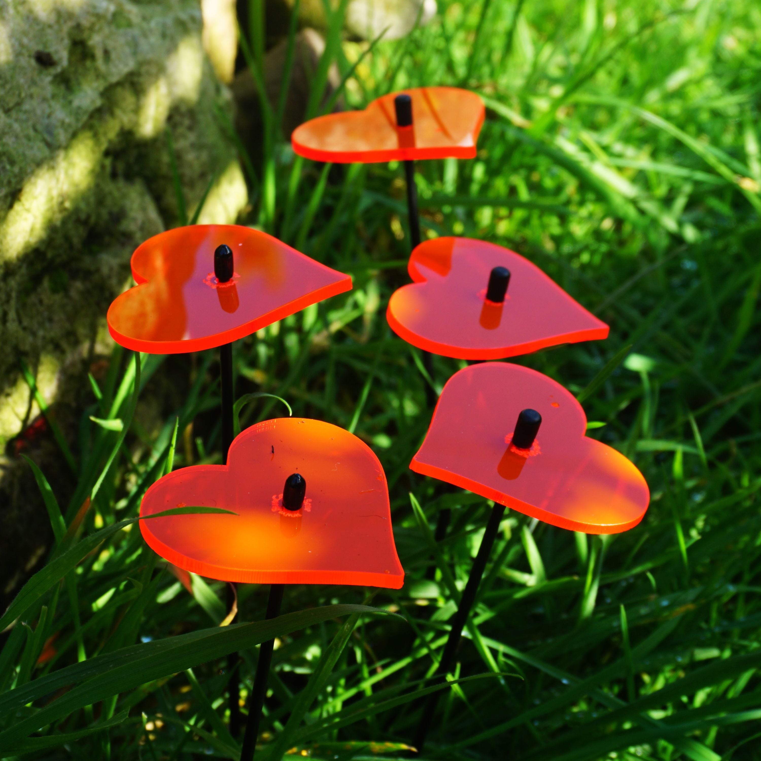 Small Garden Décor Ornaments Set of 5 'Hearts'