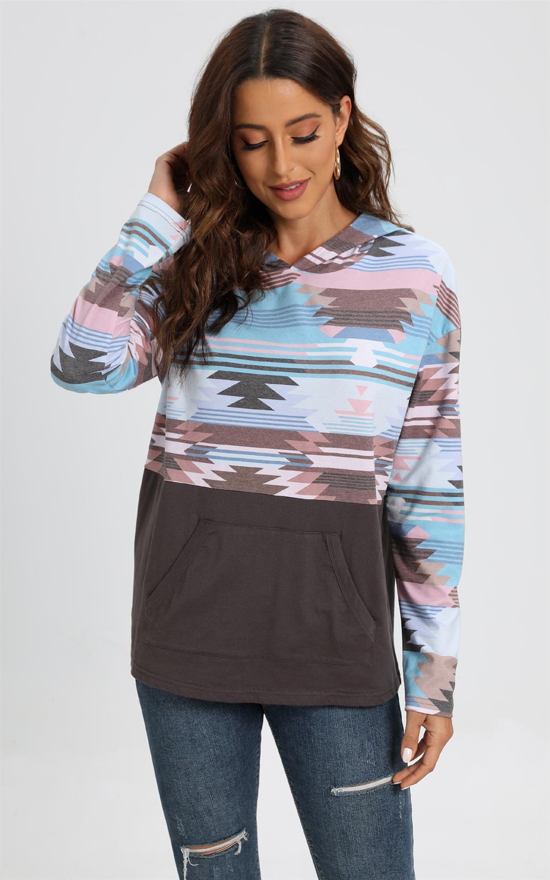Geometric Print Hoodie Top With Pocket In Grey