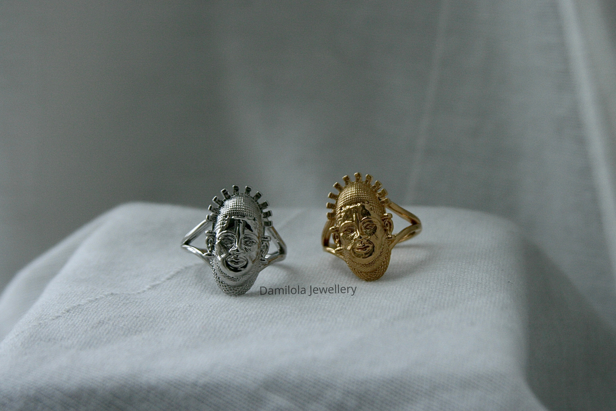 The Benin Mask Ring - Silver/Gold