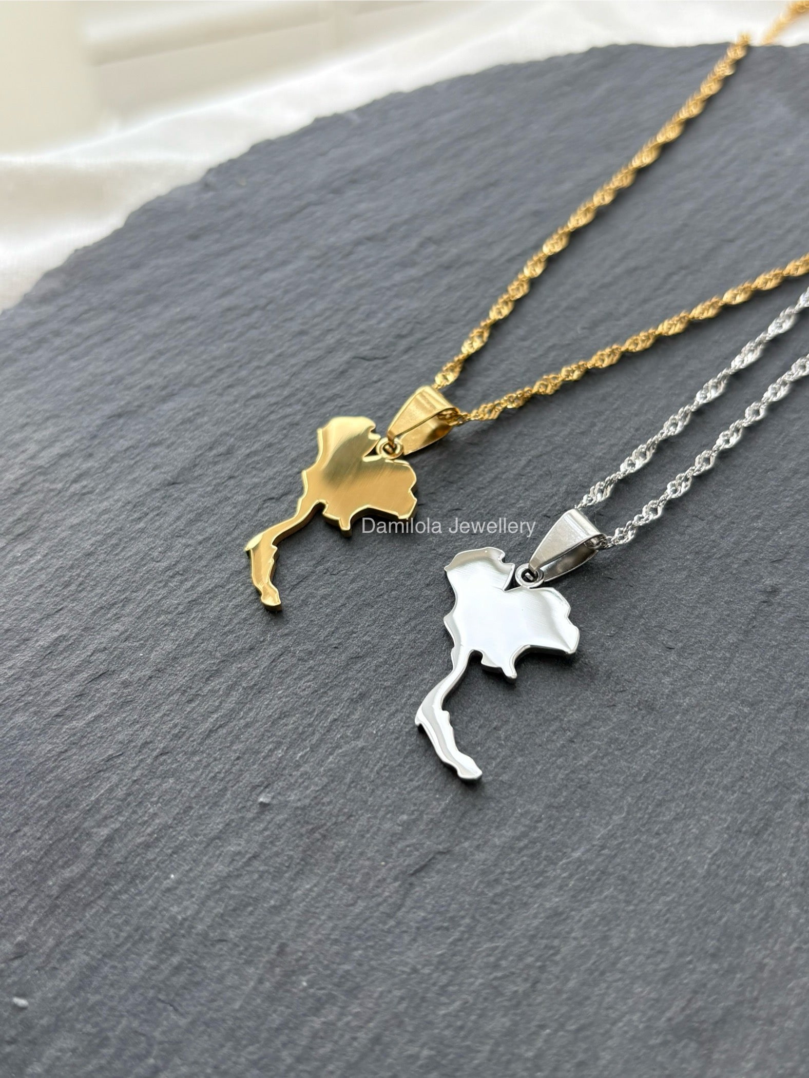 Thailand Map Necklace - Gold/Silver