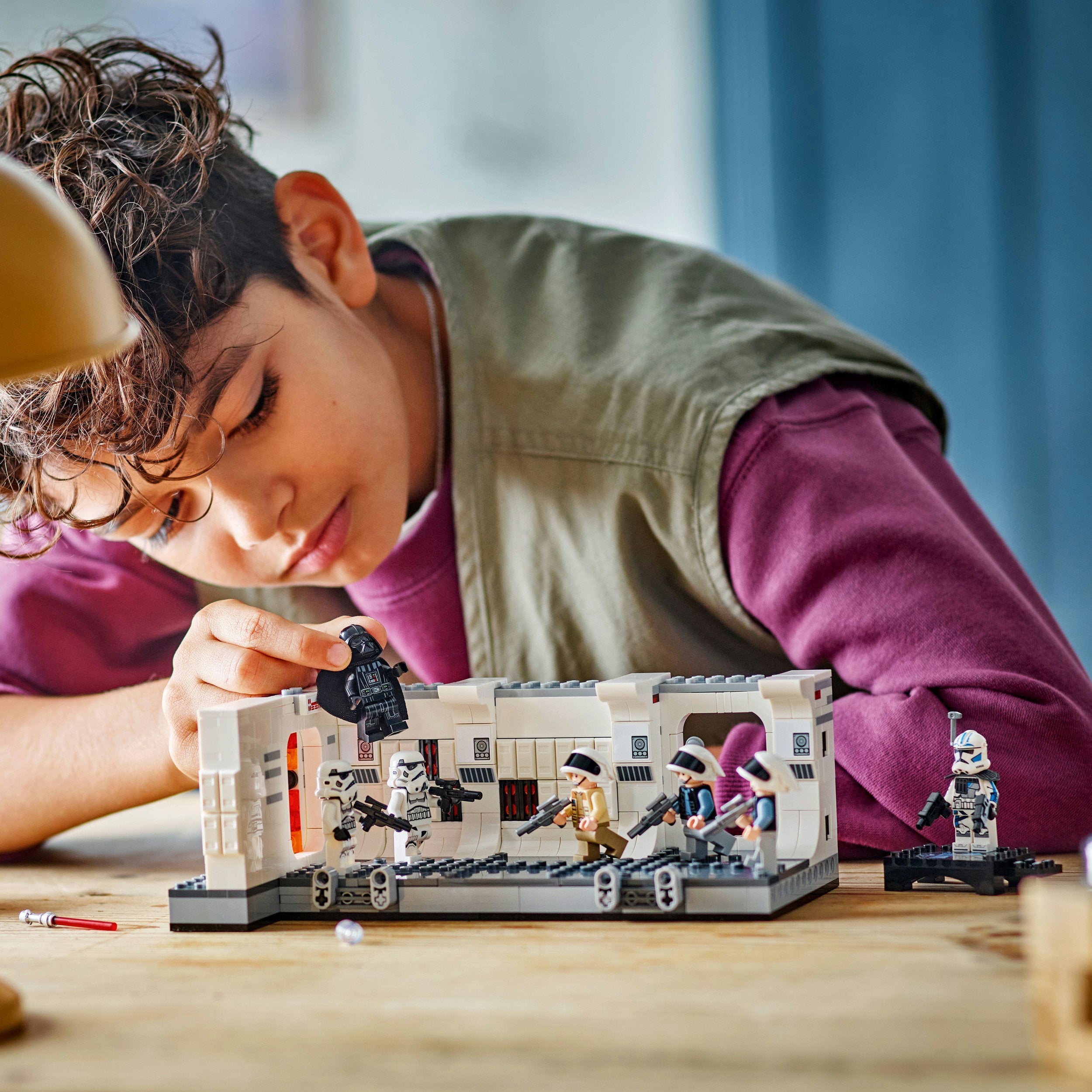 Lego Star Wars 75387 Boarding the Tantive IV 25th Anniversary Set Ages 8+