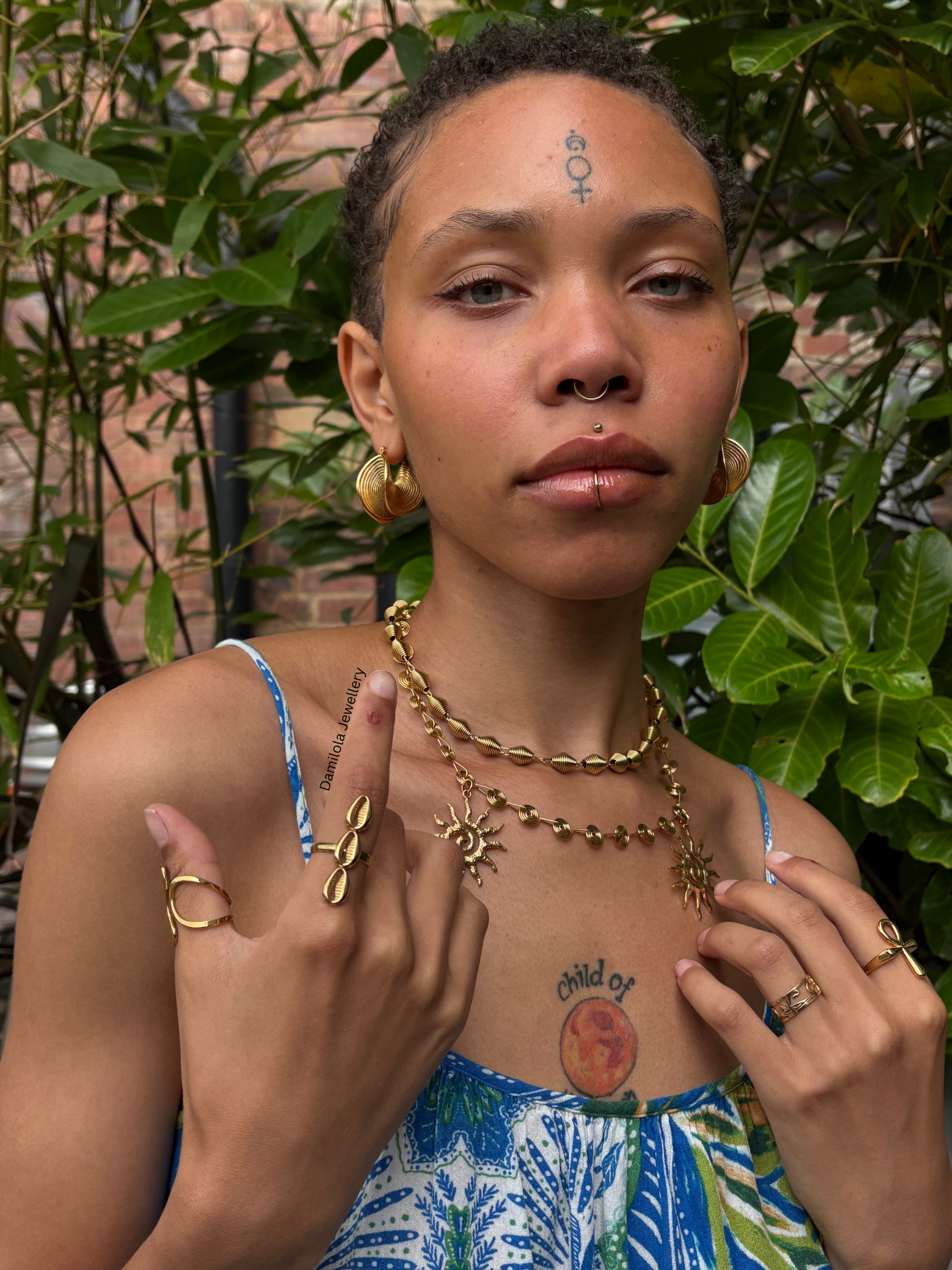 Luxe Sunwave ‘Shena’ Hoop Earrings