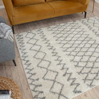 Moroccan Ivory Grey Shaggy Rug | 900