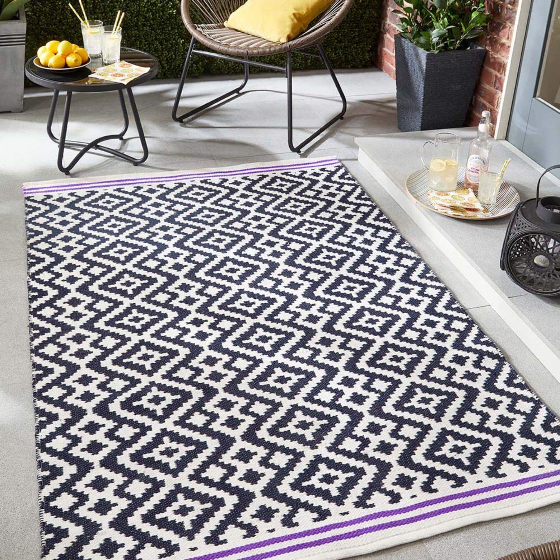 Aztec Warm Grey Outdoor Rug