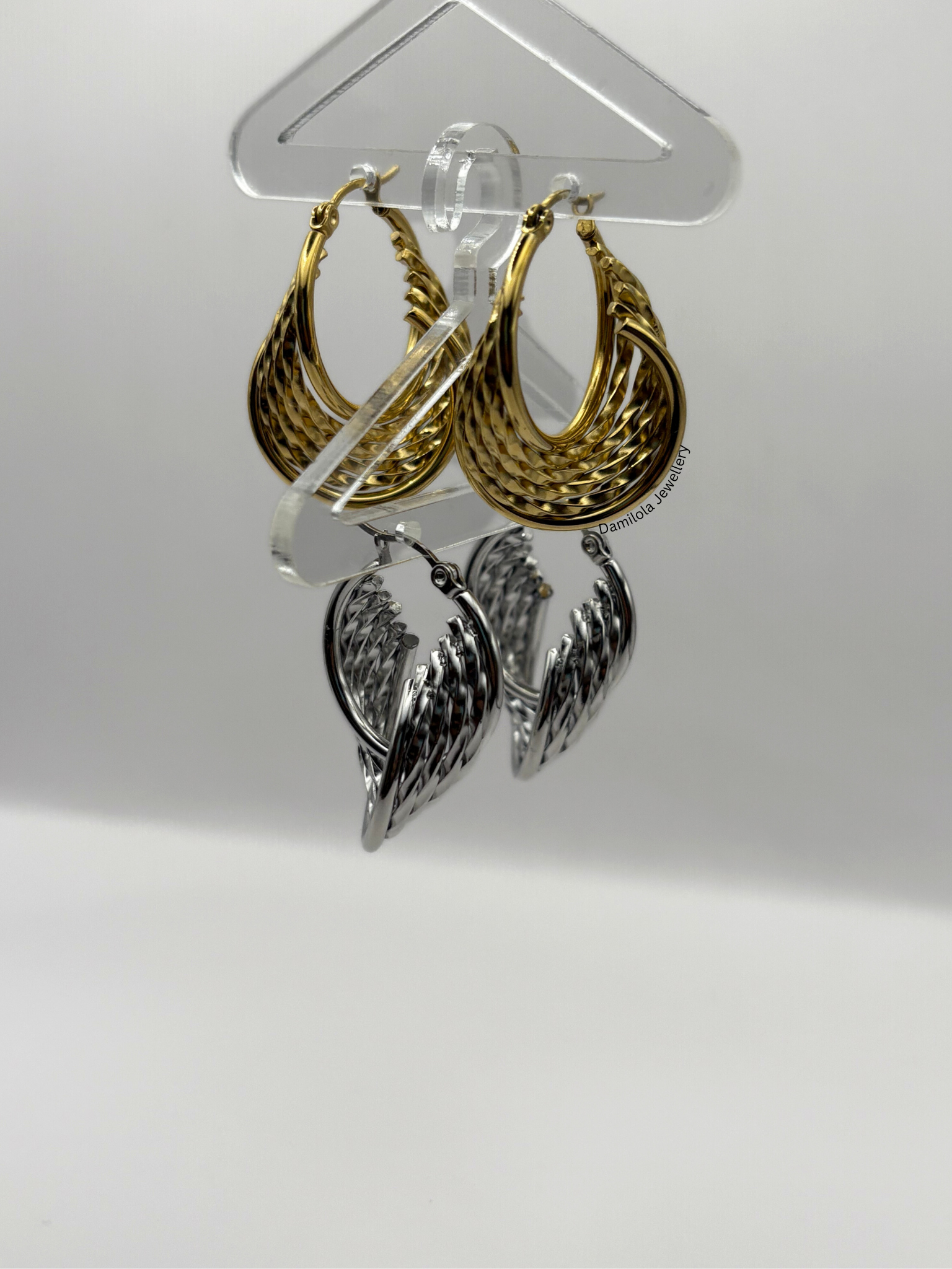 Luxe Gold ‘Idia’ Textured Swirl Hoops