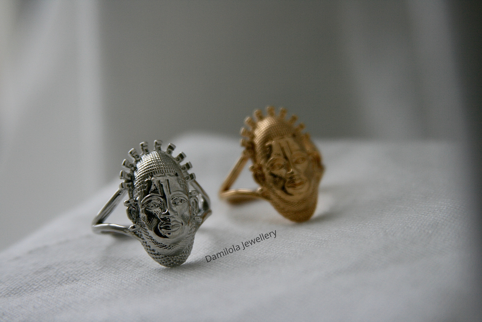 The Benin Mask Ring - Silver/Gold