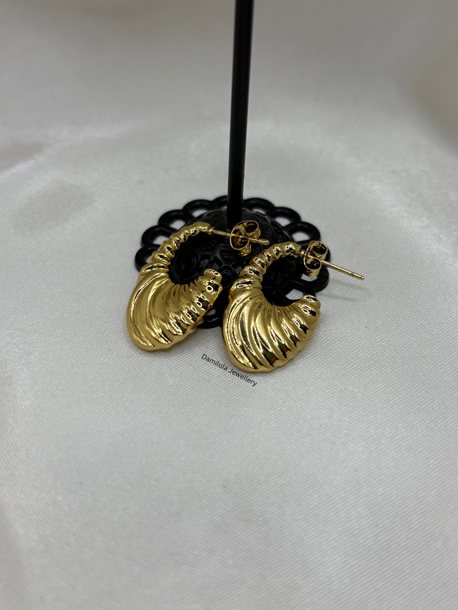 Gold ‘Ruby’ Ripple Hoops