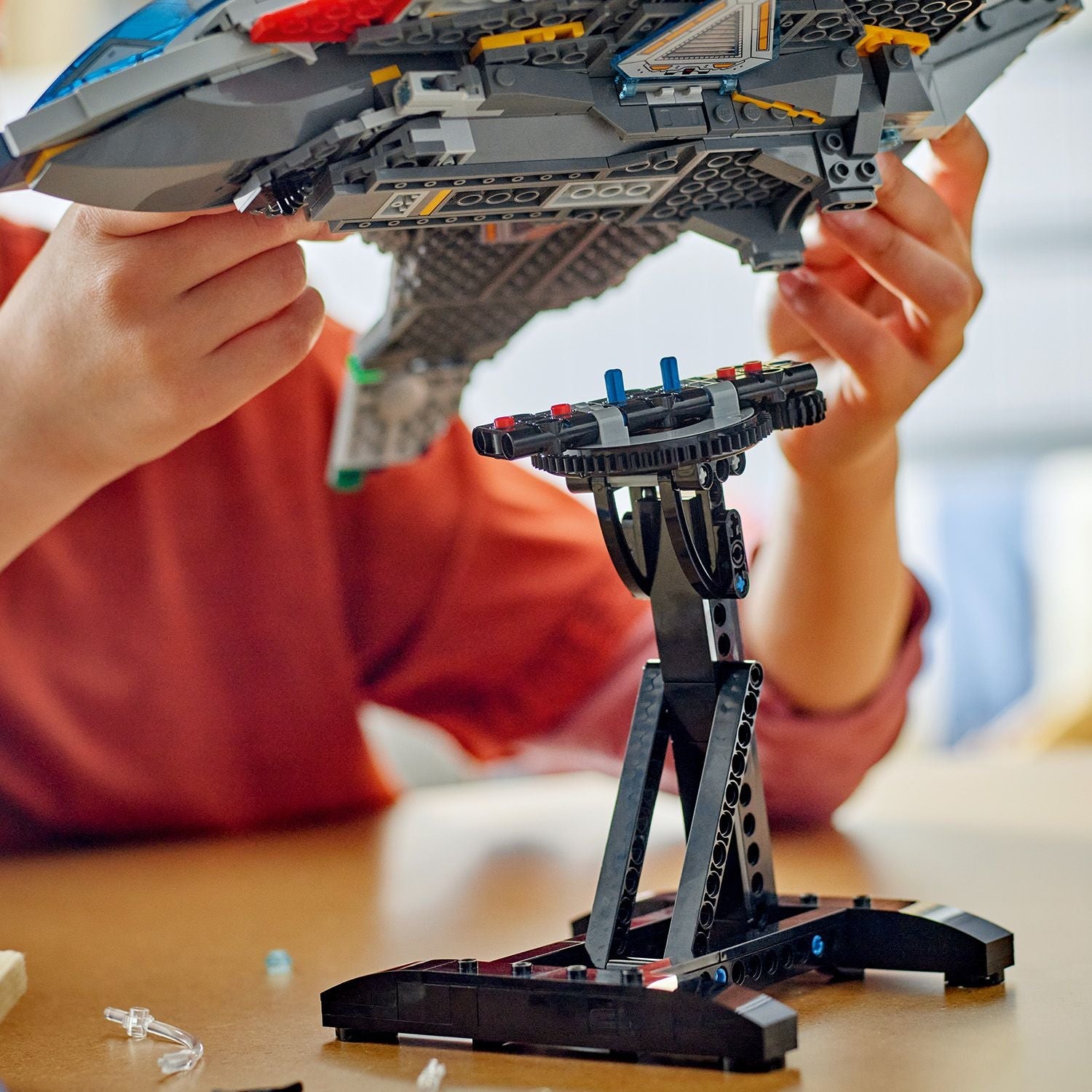 Lego Marvel 76325 Avengers: Age of Ultron Quinjet for Ages 12 and Up