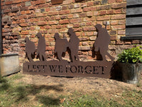 XXL Rusty Metal Lest We Forget Soldier Scene Garden Decoration