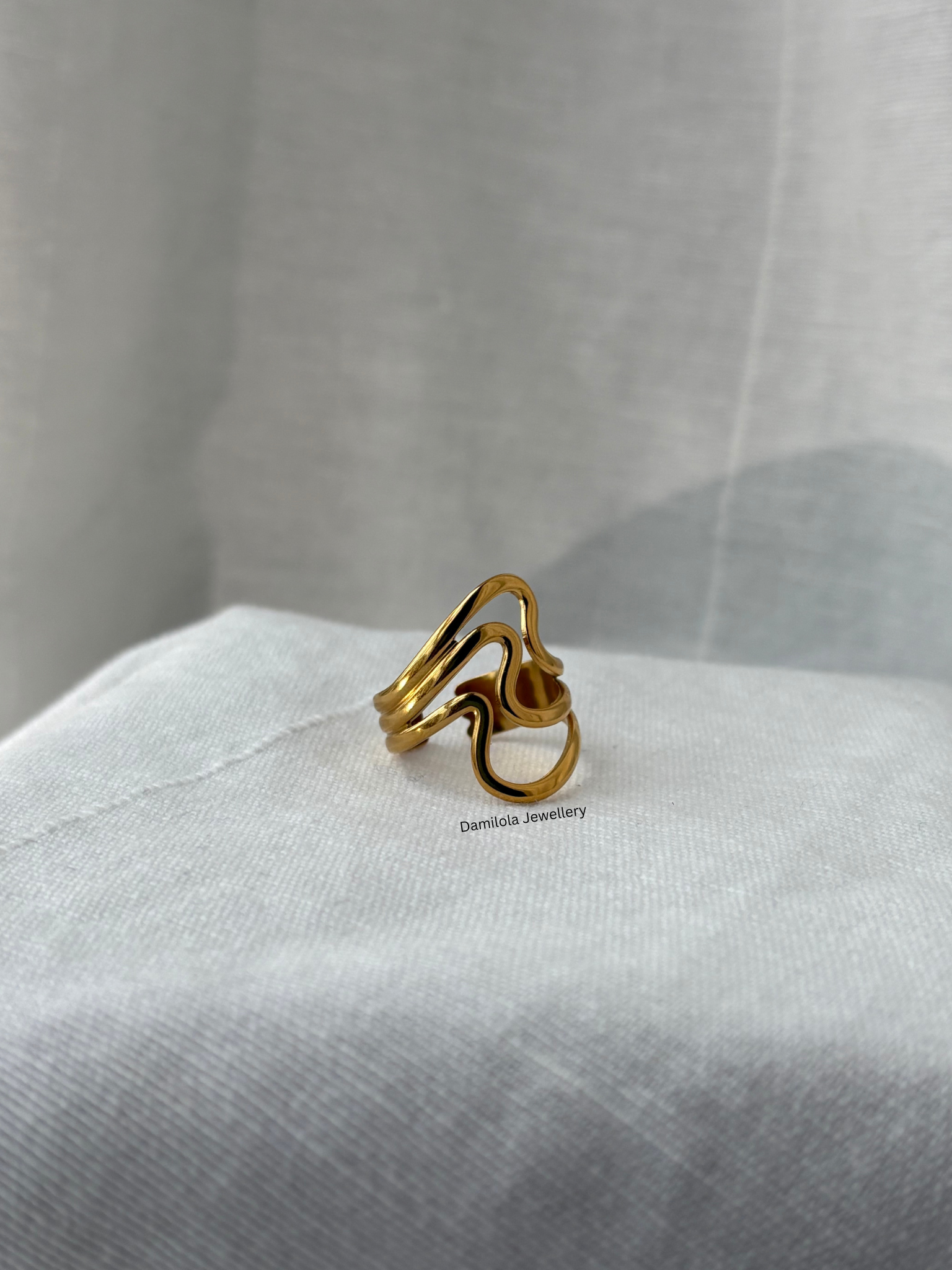 Trinity Ring - Gold/Silver