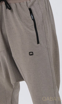 QL Onyx UP Relaxed Joggers in Beige