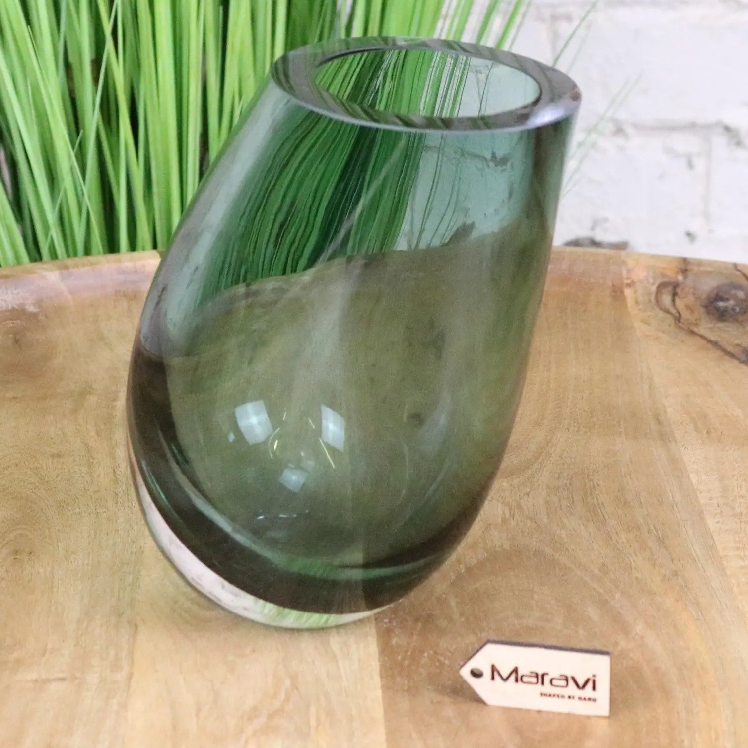 Daruni Luxury Green Glass Vase Angled Design