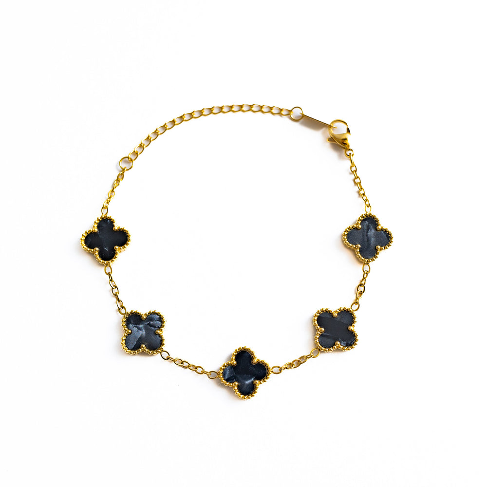 Gold Pearl Clover Bracelet (Black)