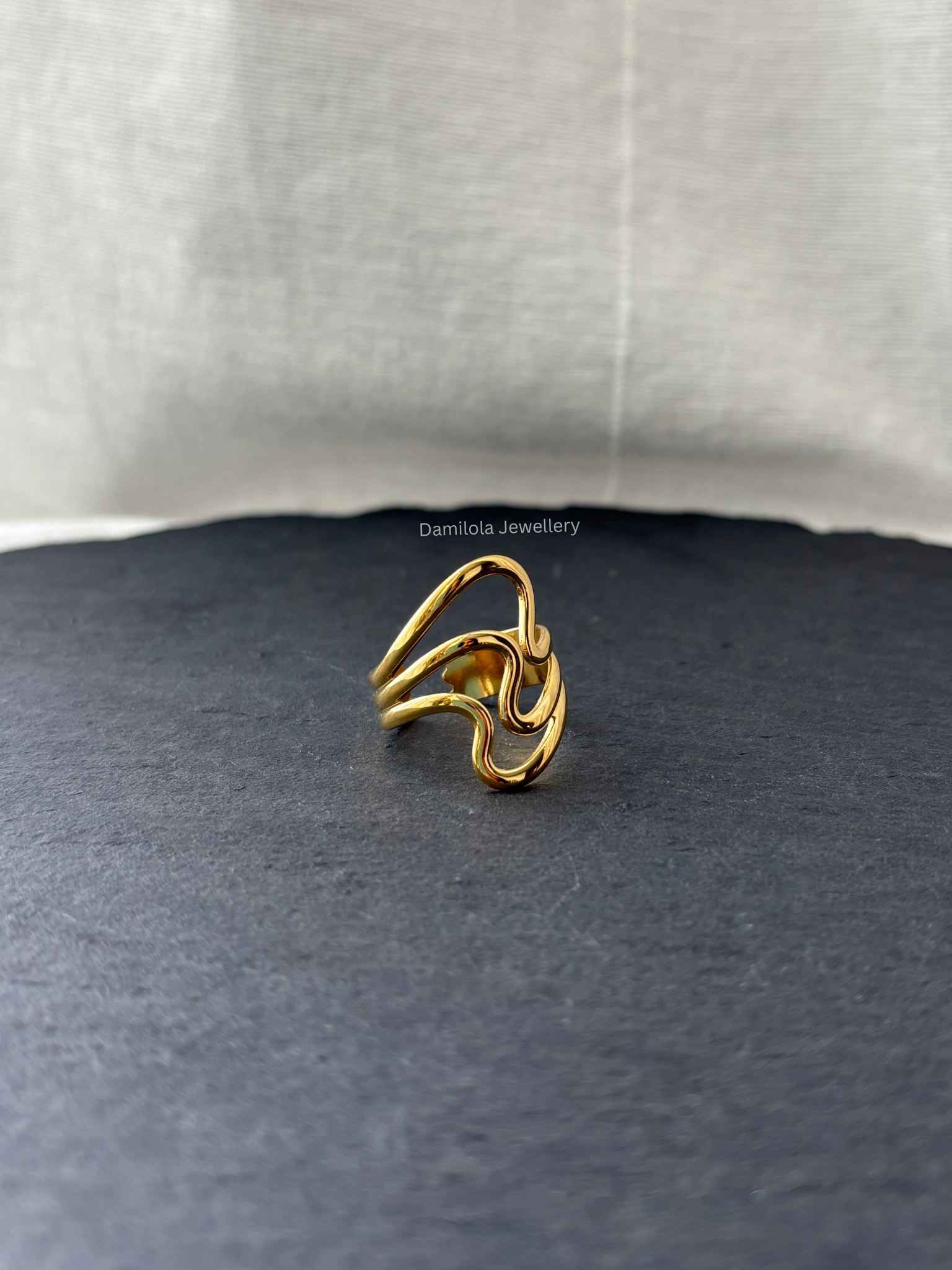 Trinity Ring - Gold/Silver