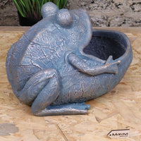 Bari Frog Shaped Planter – Whimsical Garden Accent in Vintage Copper and Green