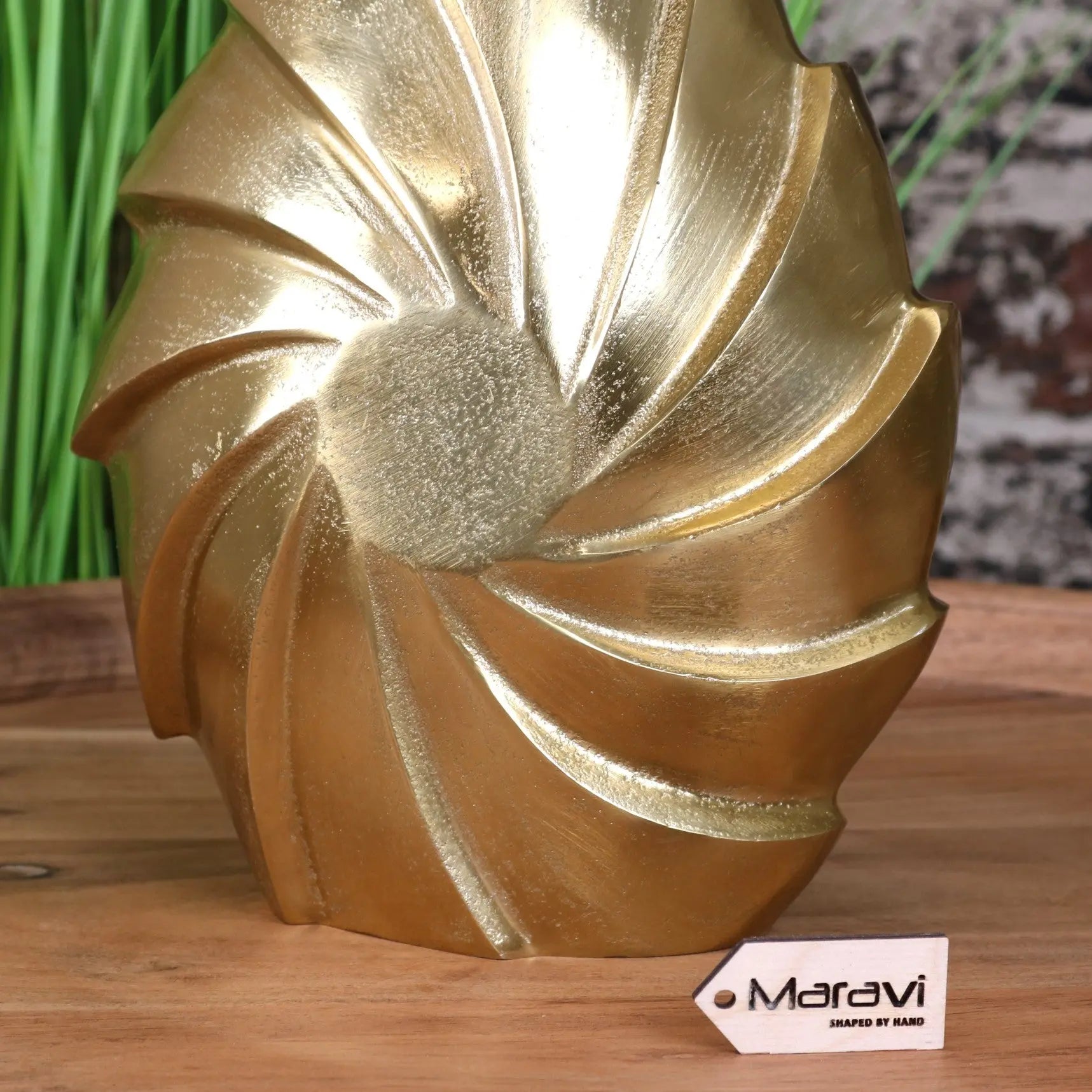 Bedi Metal Gold Swirl Vase 48cm – Modern Elegance for Your Home