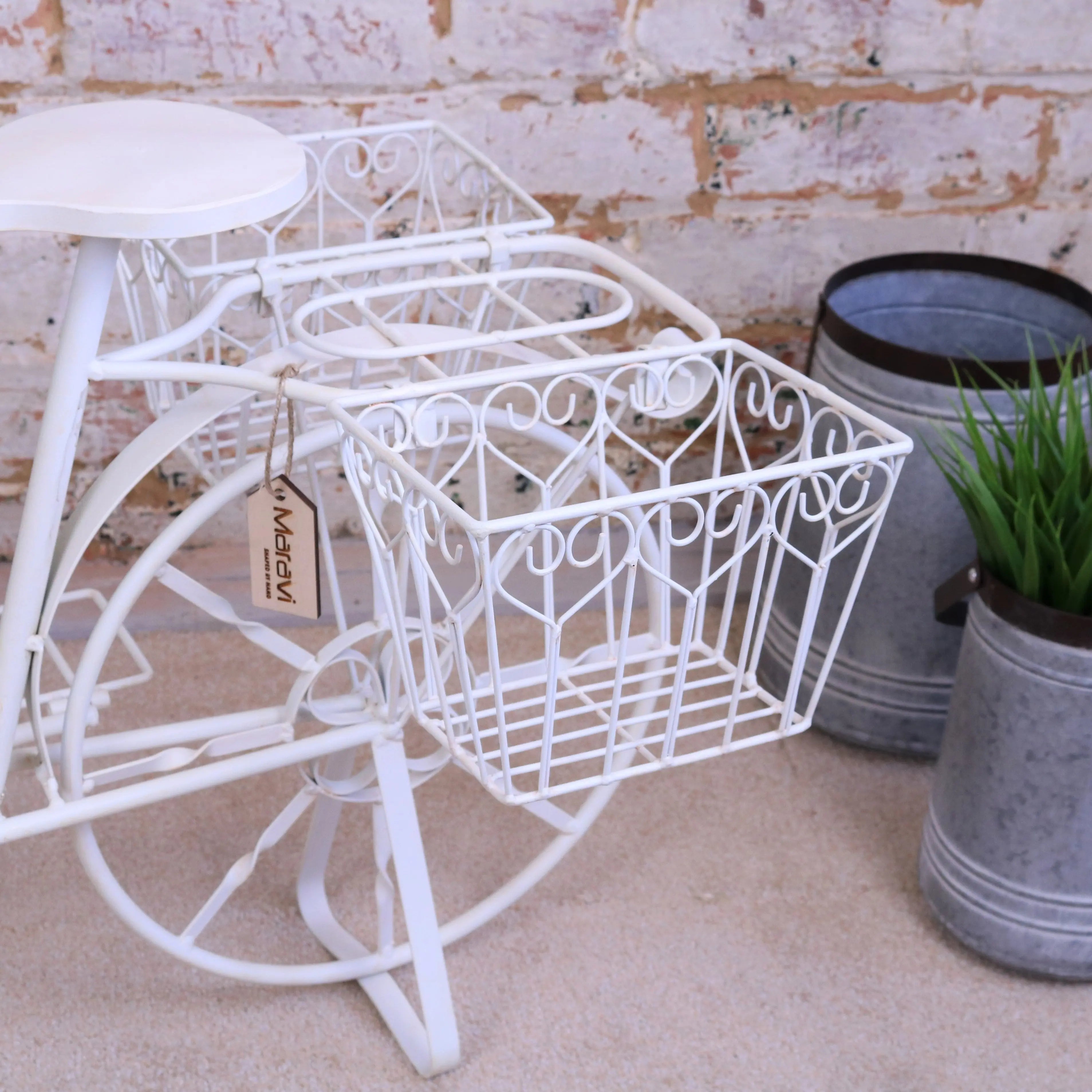 Whimsical Belura Large Bicycle Planter for Charming Outdoor Spaces