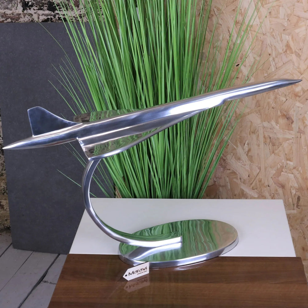 Saran Concorde Model 71cm - Iconic Aviation Sculpture for Home or Office Decor