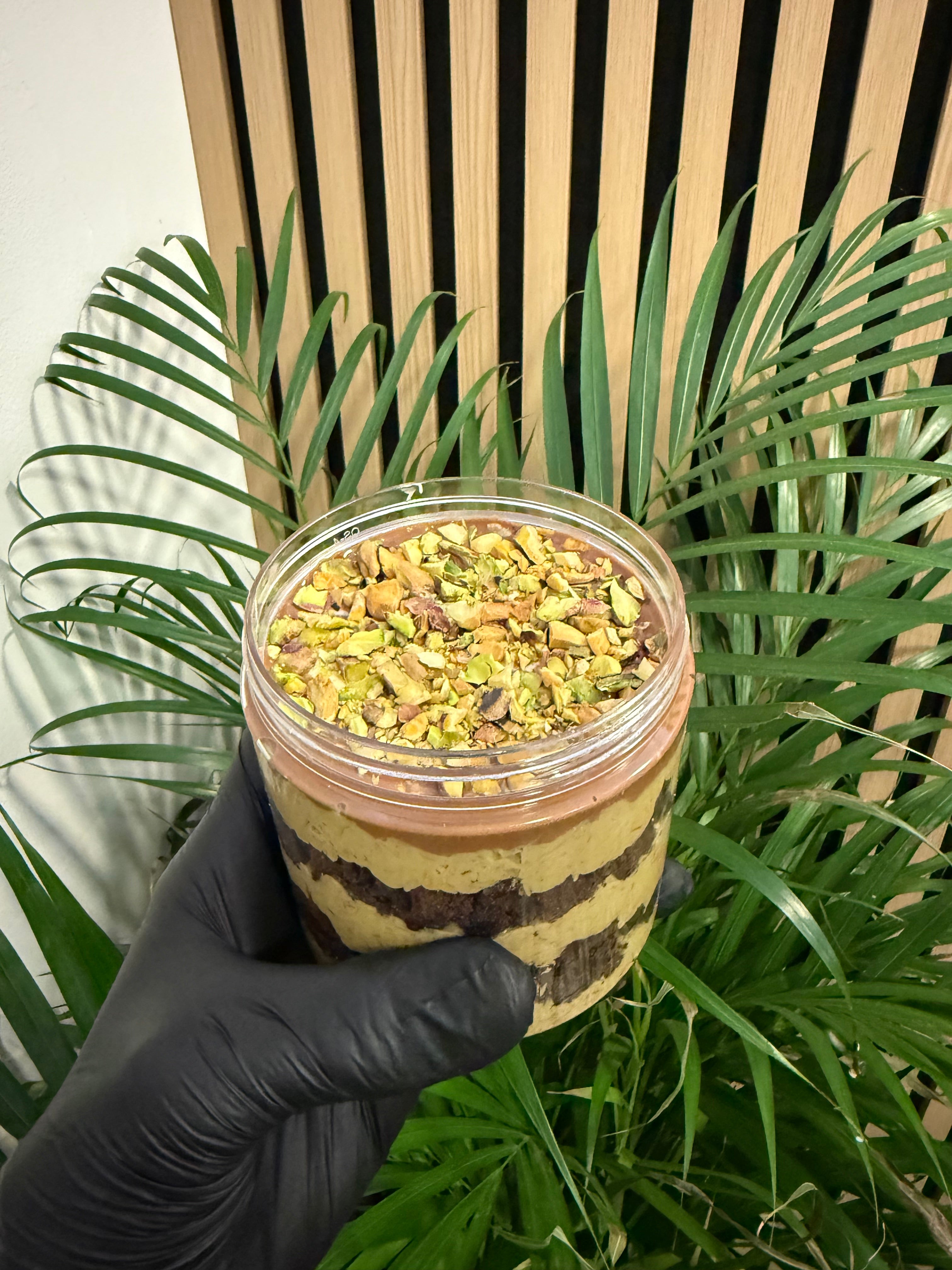 Pistachio Kunafa Dessert Pot - 500g