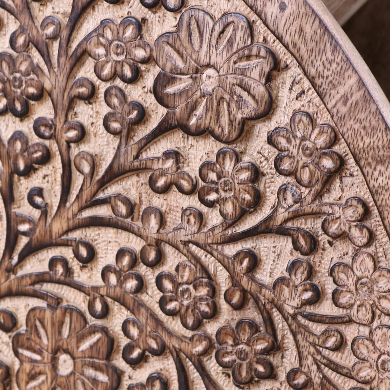 Aundh Handcrafted Mango Wood Remote Control Holder with Elegant Floral Design