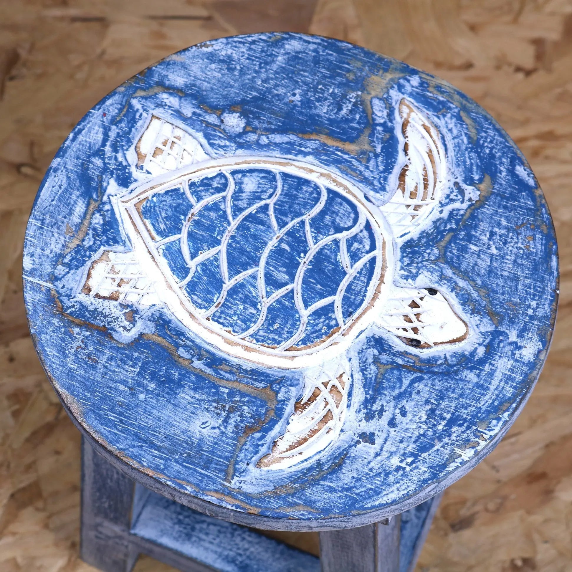 Kavi Kids Wooden Turtle Stool 25cm – Handcrafted Charm for Playrooms and Nurseries