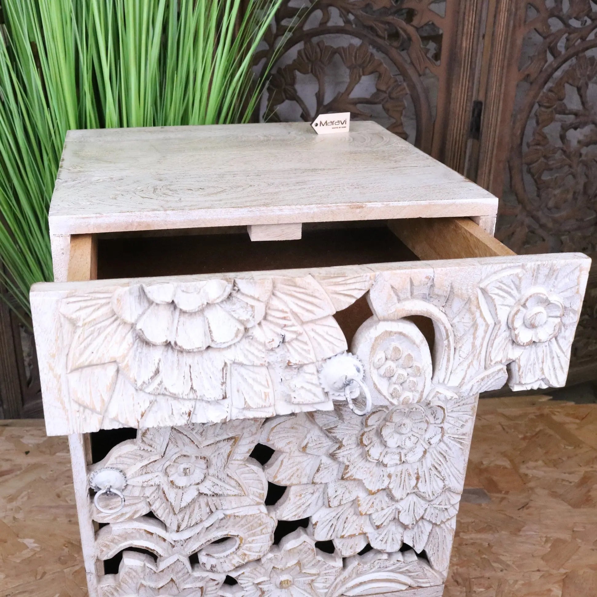 Kheda Mango Wood Bedside Cabinet Distressed White