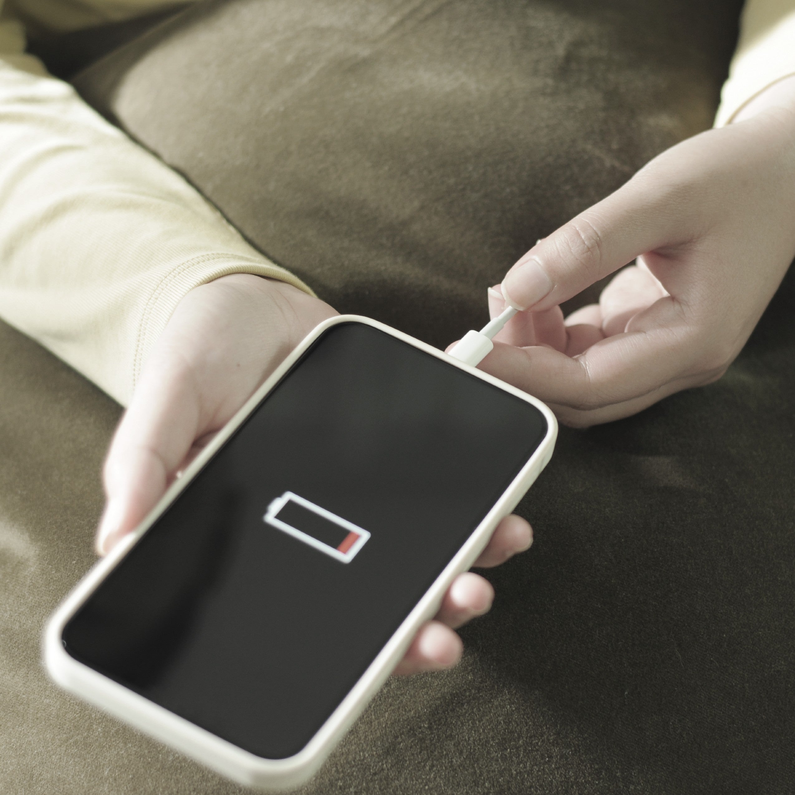 Maplin Lightning Connector to USB-A Charging Cable - White