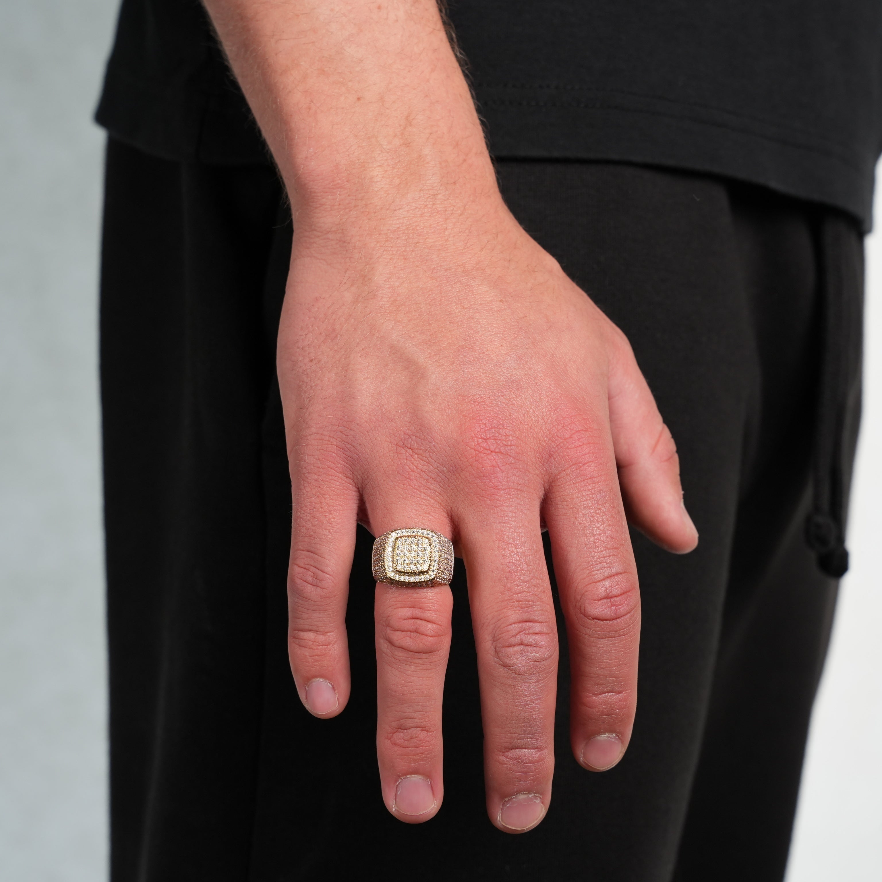 Iced Miami Ring (Gold)